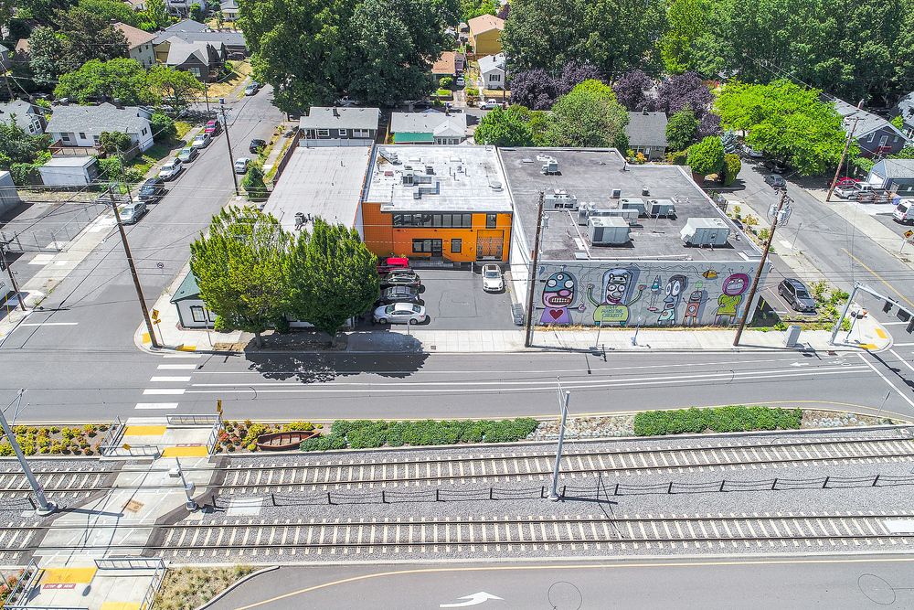 Industrial SE Portland Owner/User Opportunity: 3525 SE 17th Ave, Portland, OR 97202